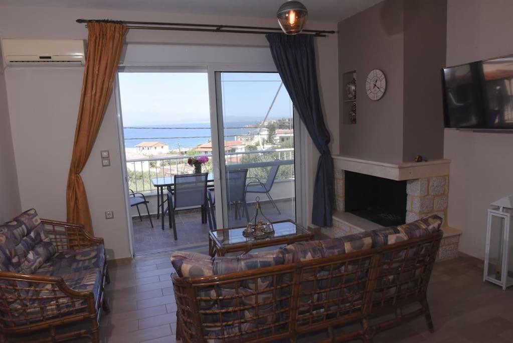 Katerina Luxury Suites Elia  外观 照片